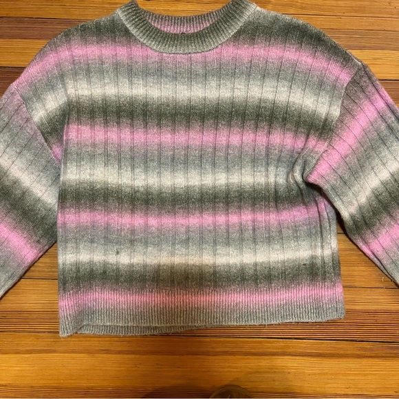 H&M Divided sweater - Picture 2 of 3
